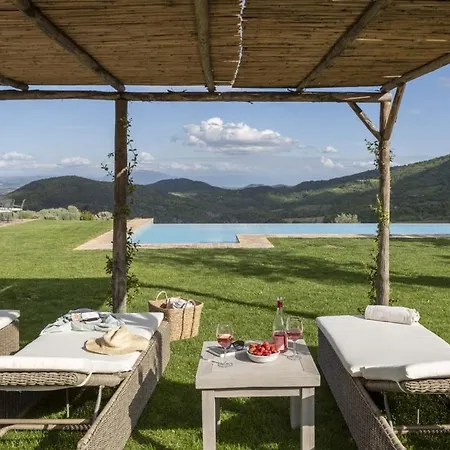 Sleeps 8 Pool Air Con Wifi * Palazzo Guglielmi
