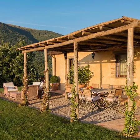 Sleeps 8 Pool Air Con Wifi Palazzo Guglielmi